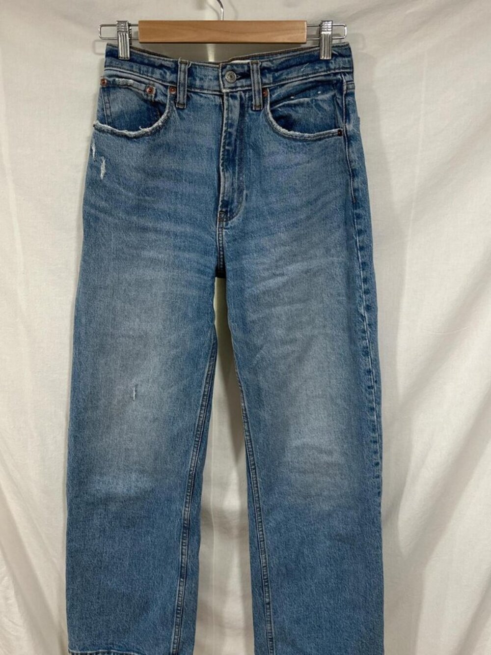 Abercrombie 90s Baggy Ultra High Rise size 26...